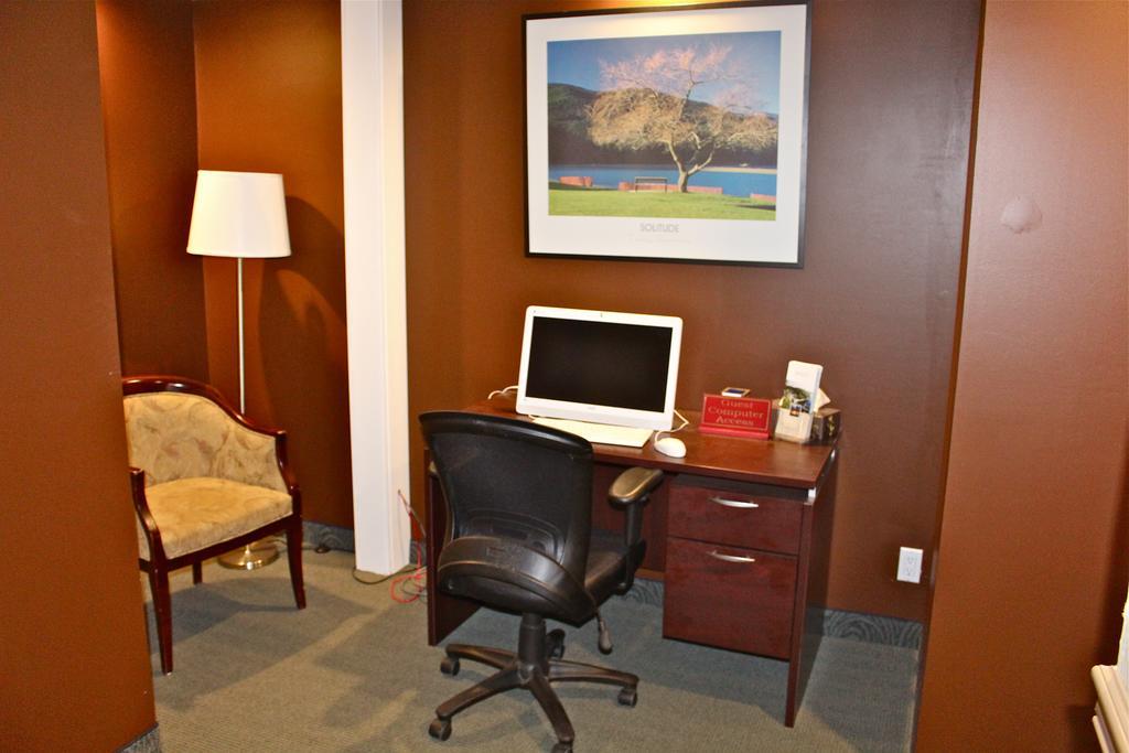 Harrison Lake Hotel ينابيع هاريسون الحارة المظهر الخارجي الصورة