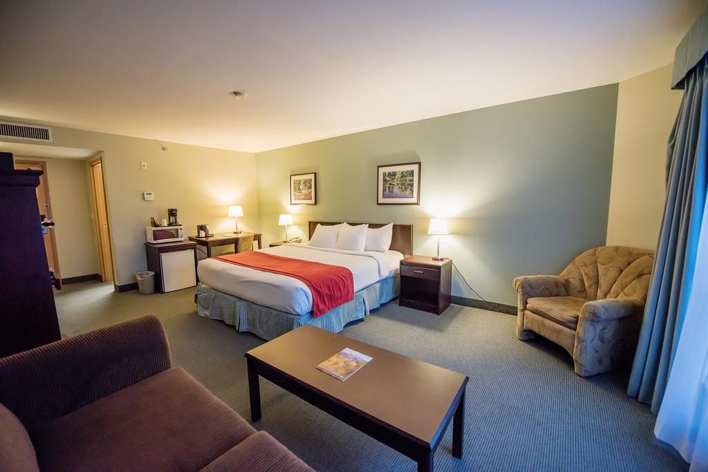 Harrison Lake Hotel ينابيع هاريسون الحارة المظهر الخارجي الصورة