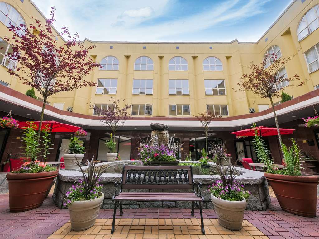 Harrison Lake Hotel ينابيع هاريسون الحارة المظهر الخارجي الصورة